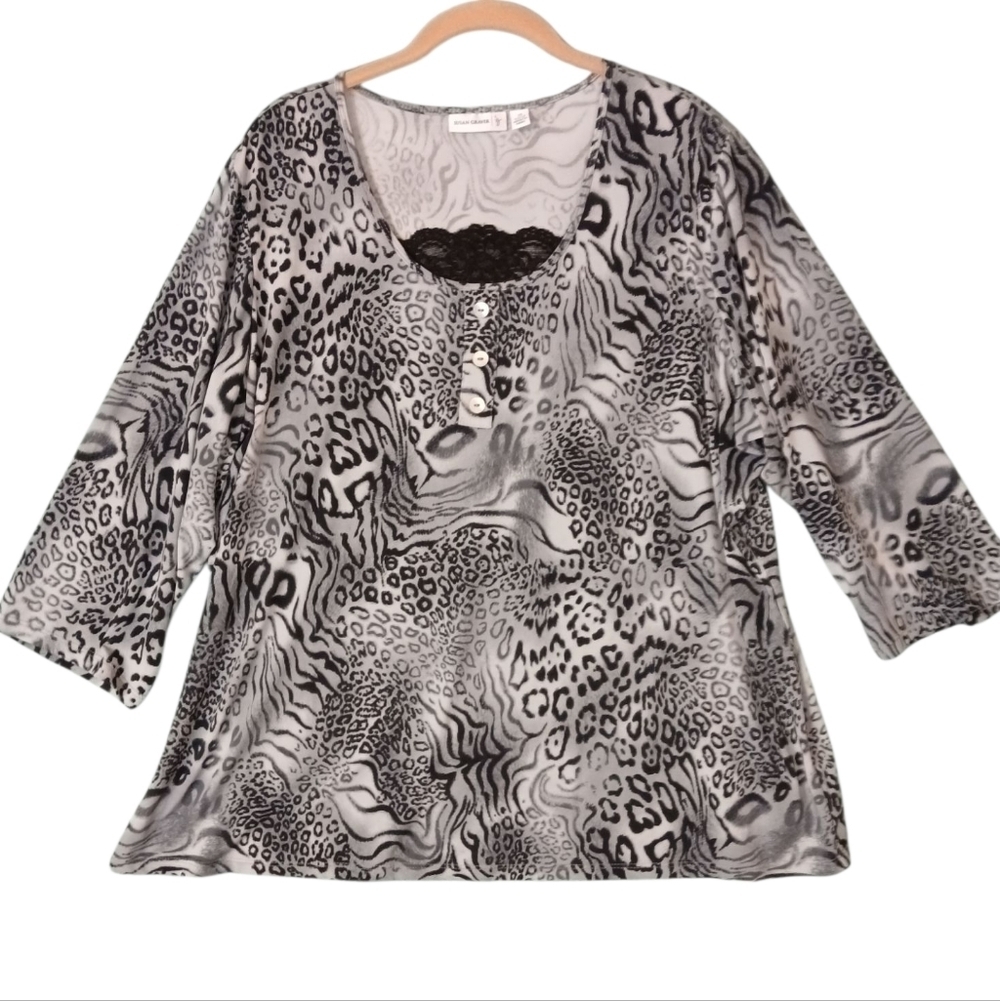 Susan Graver Black and White Animal Print Blouse